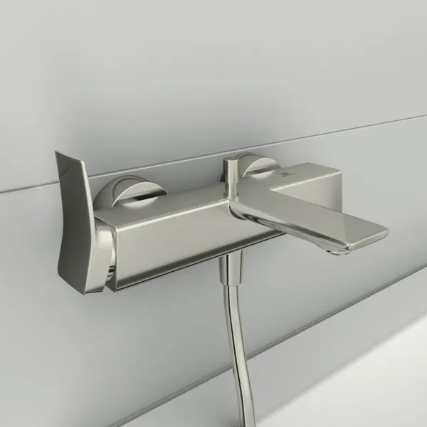 Badearmatur Aufputz Conca, mit Stab-Handbrause, Brauseschlauch und Wandhalter, Brushed Gold Badearmatur Aufputz Conca, mit Stab-Handbrause, Brauseschlauch und Wandhalter, Brushed Gold