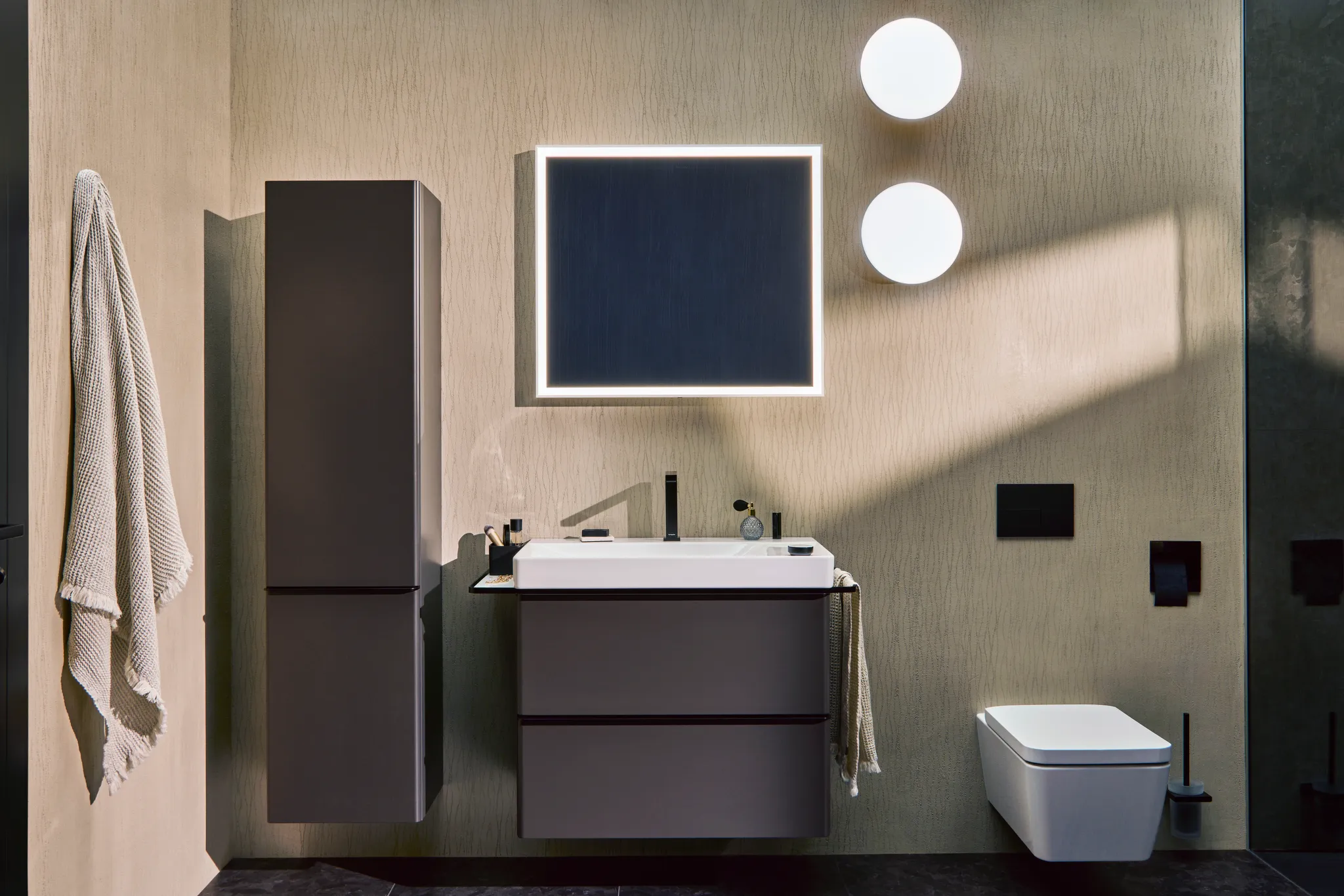 EluPura Q Wand WC Set 540 ohne Spülrand mit WC Sitz mit SoftClose and QuickRelease, SmartClean Weiß EluPura Q Wand WC Set 540 ohne Spülrand mit WC Sitz mit SoftClose and QuickRelease, SmartClean Weiß