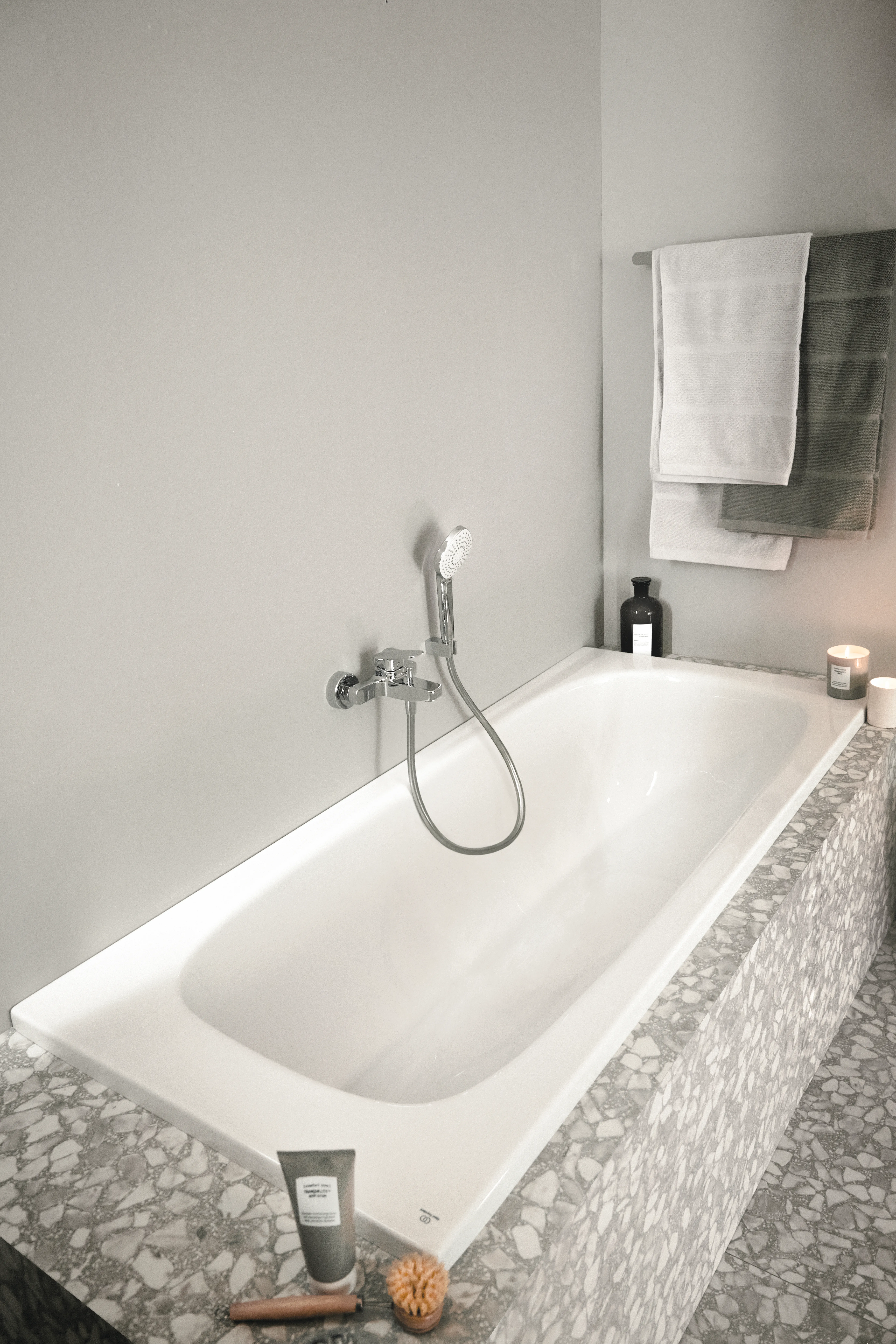 Badearmatur Aufputz Ceraplan Schweizer Ausführung 185,5x206x218mm Chrom Badearmatur Aufputz Ceraplan Schweizer Ausführung 185,5x206x218mm Chrom