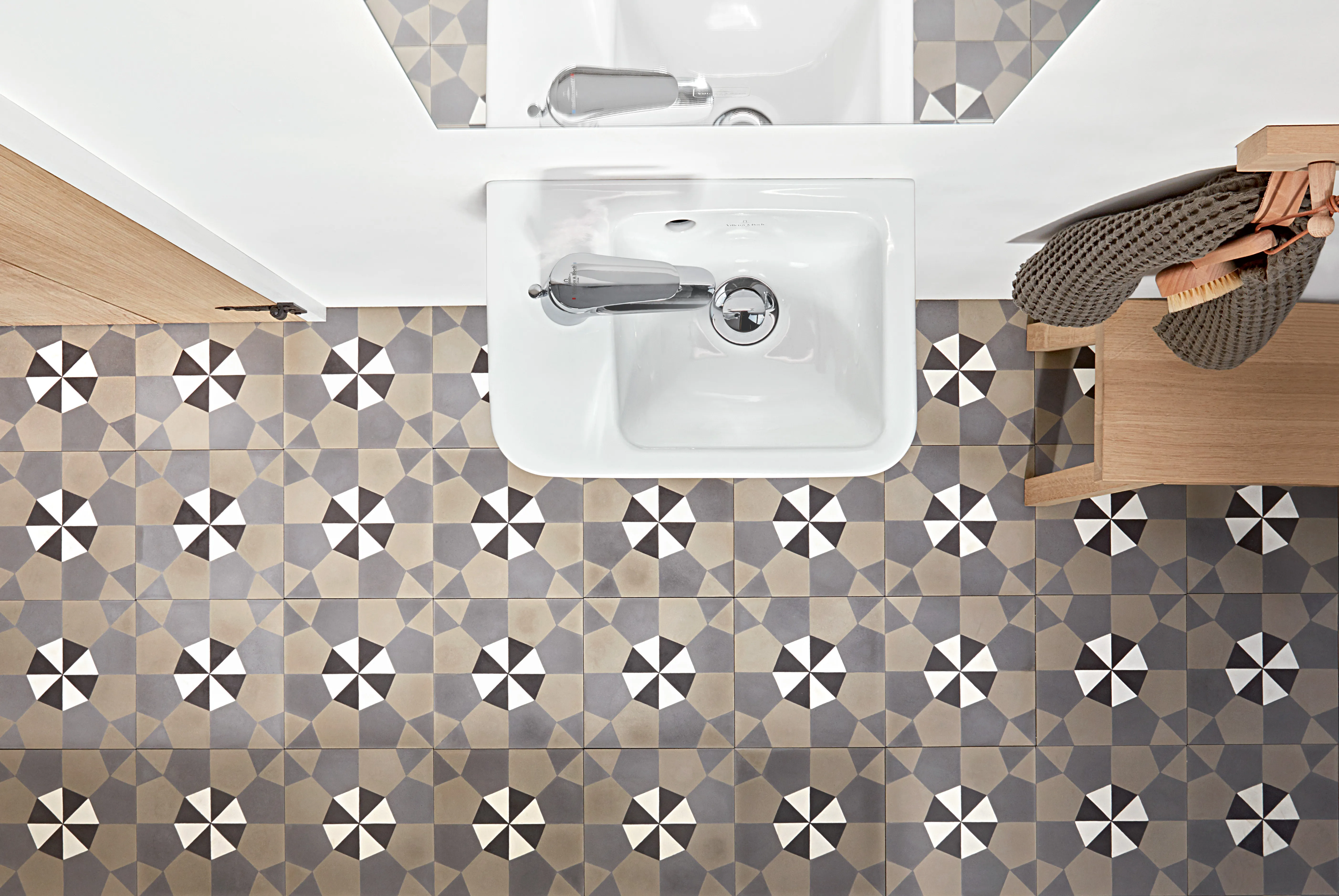 Villeroy & Boch Handwaschbecken „O.novo“ Compact 360 × 250 × 145 mm, Hahnlochposition links, für Becken rechts, mit Hahnlochbohrung in Weiß Alpin Villeroy & Boch Handwaschbecken „O.novo“ Compact 360 × 250 × 145 mm, Hahnlochposition links, für Becken rechts, mit Hahnlochbohrung in Weiß Alpin