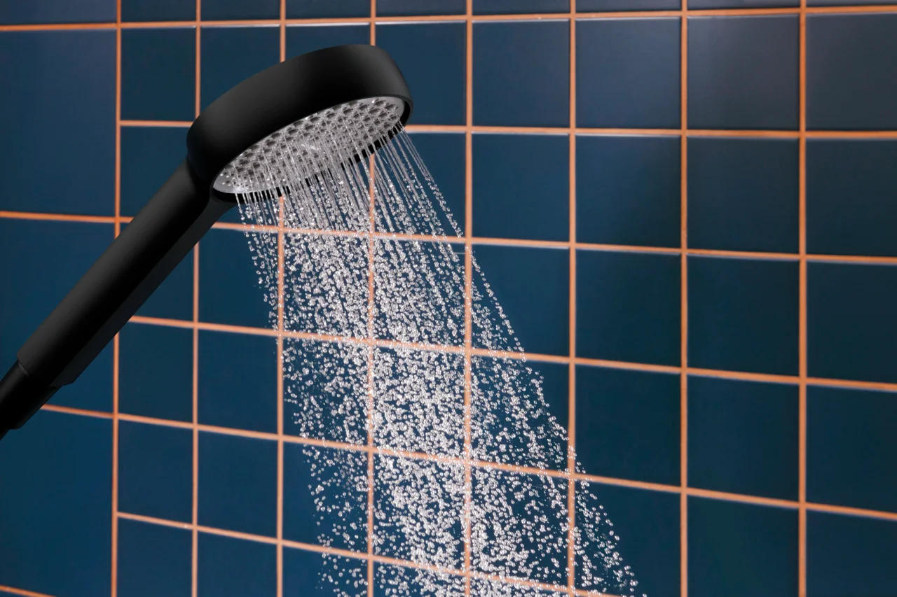 Hansgrohe Activera S Brauseset 95 1jet EcoSmart, mattschwarz, Brausestange 90 cm, Rain Strahl, FlexPower, QuickClean+, Durchflussregler 8 l/min, Mindestflieβdruck 0,5 bar