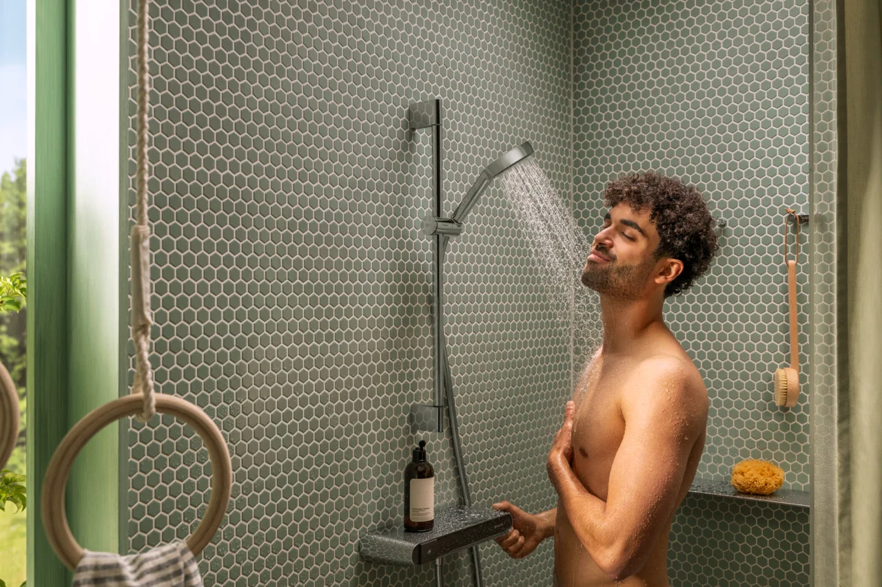 Activera Select S Brausesystem Aufputz 95 2jet EcoSmart mit ShowerTablet Select 360 und Brausestange 65 cm, Oberfläche: Chrom Activera Select S Brausesystem Aufputz 95 2jet EcoSmart mit ShowerTablet Select 360 und Brausestange 65 cm, Oberfläche: Chrom