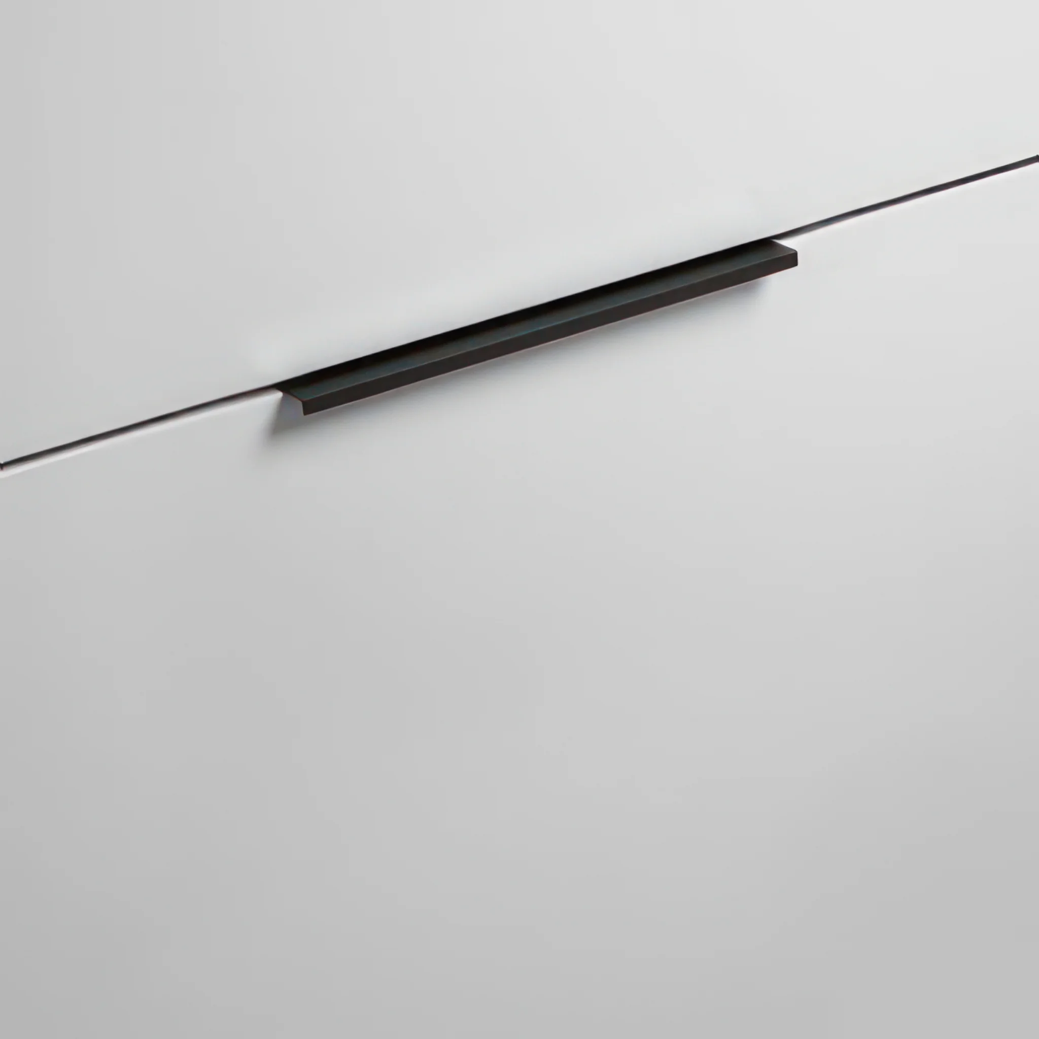 Griff: schwarz matt burgbad Fiumo 2.0 Mineralguss-Waschtisch inkl. Waschtischunterschrank, 490x620x610