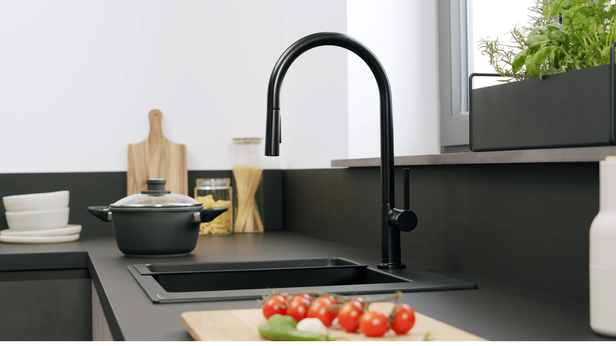 Hansgrohe Talis M54 Einhebel-Küchenmischer 210, Ausziehbrause, 2jet, sBox, Mattschwarz