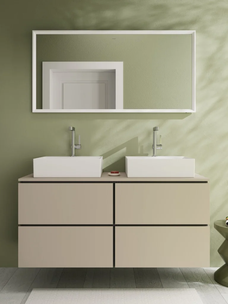 Hansgrohe Xarita E Spiegel 1400/700/50 mm, Mattweiß, LED-Beleuchtung mit Infrarotsensor, stufenlos dimmbar, AntiFog, Wandmontage Hansgrohe Xarita E Spiegel 1400/700/50 mm, Mattweiß, LED-Beleuchtung mit Infrarotsensor, stufenlos dimmbar, AntiFog, Wandmontage