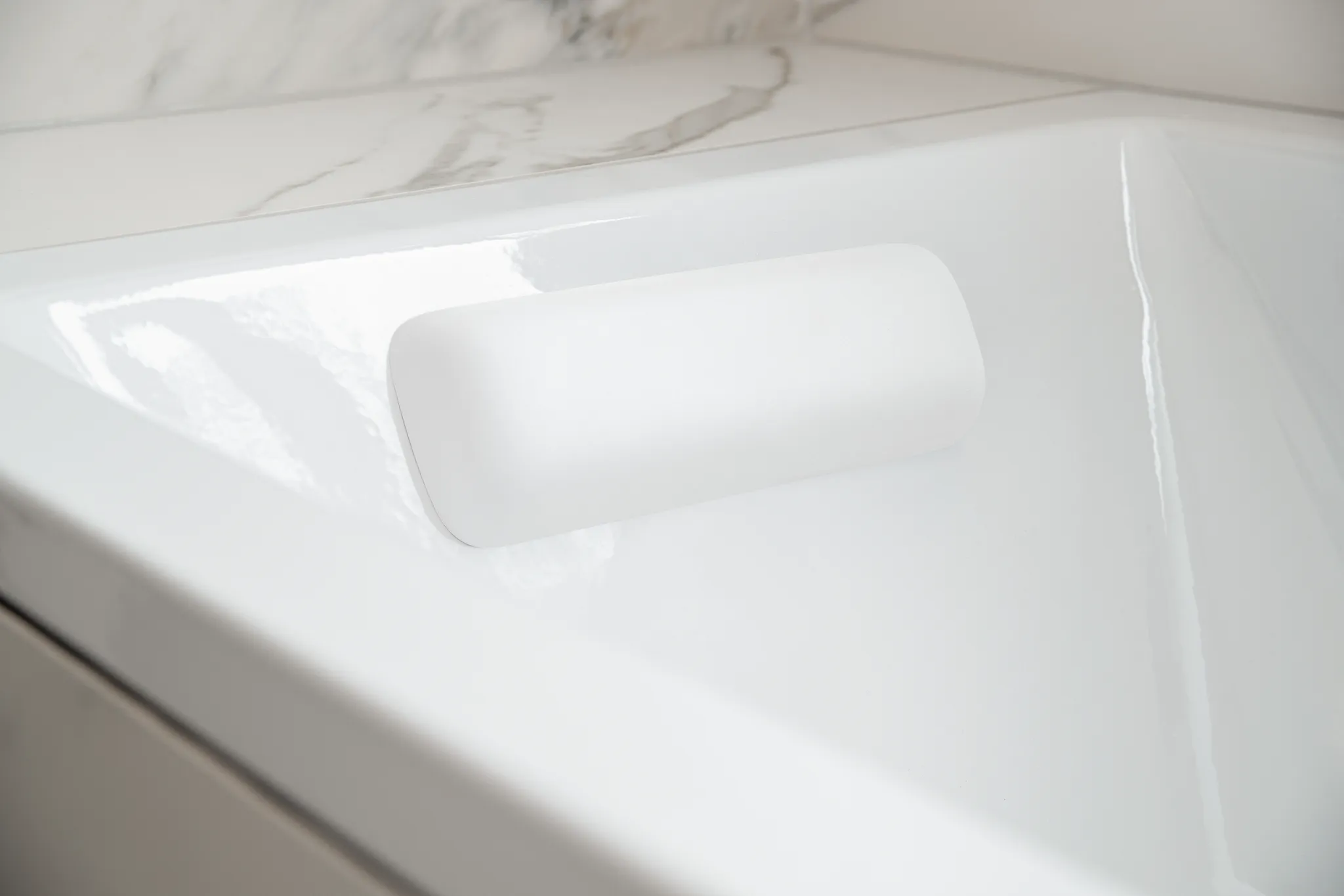 Kaldewei Multifunktionskissen „Experience“ 35 × 12 cm in weiß (2 Stück) Kaldewei Multifunktionskissen „Experience“ 35 × 12 cm in weiß (2 Stück)