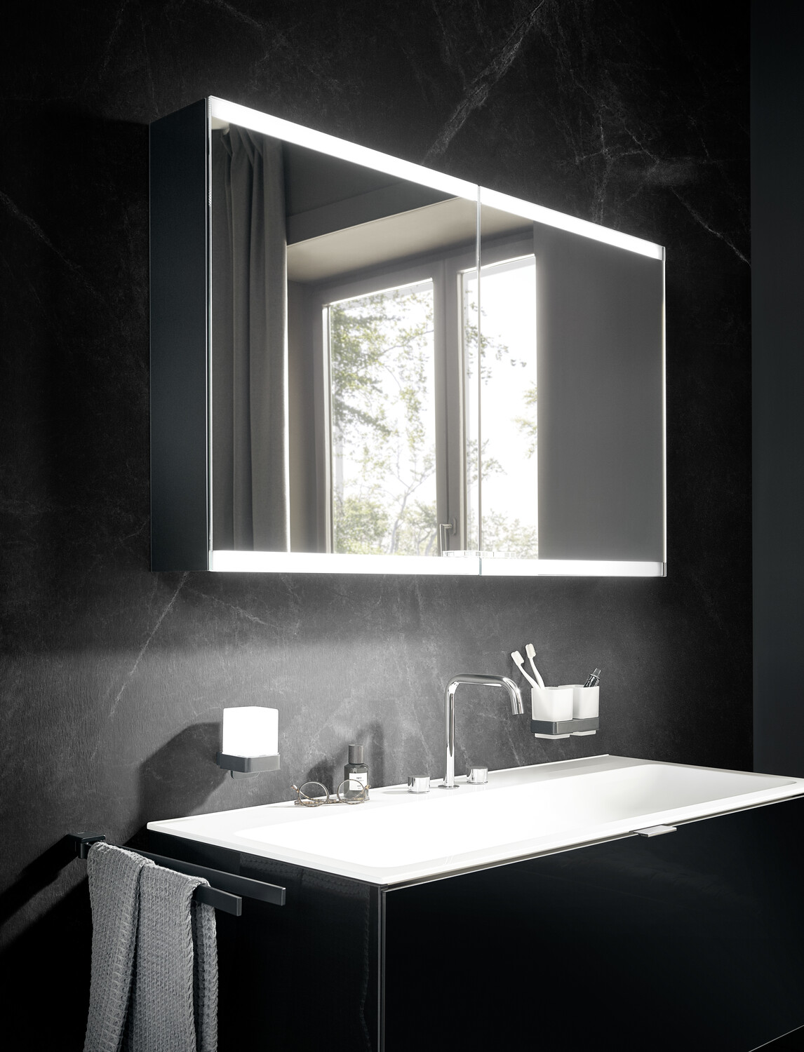 emco Unterputz-Einbaurahmen für Spiegelschrank „asis evo“ 99,5 × 69,5 × 15 cm 
