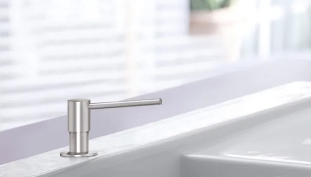 Villeroy & Boch Spender für Flüssigseife „Zubehör Küche“, Befestigung verdeckt Villeroy & Boch Spender für Flüssigseife „Zubehör Küche“, Befestigung verdeckt