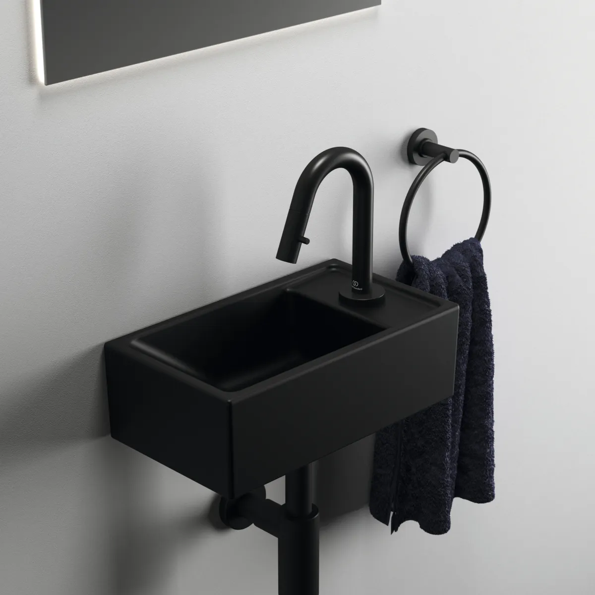 Waschbecken „i.lifeS“ 37 × 21 × 12 cm, Hahnlochposition rechts in Schwarz Matt Waschbecken „i.lifeS“ 37 × 21 × 12 cm, Hahnlochposition rechts in Schwarz Matt