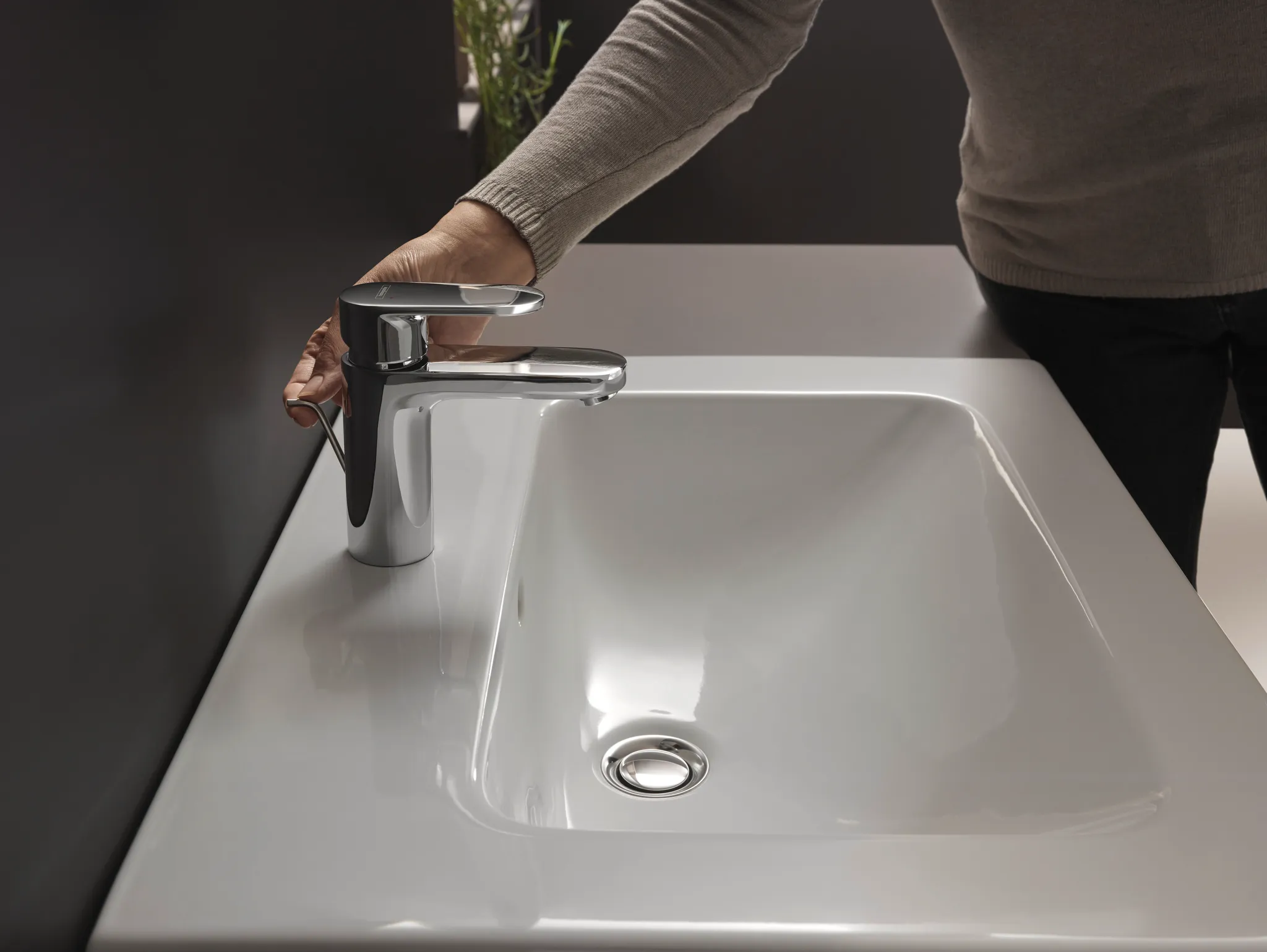 Hansgrohe Mischer Vernis Blend Einhebel-Waschtischmischer 100 Chrom Hansgrohe Mischer Vernis Blend Einhebel-Waschtischmischer 100 Chrom