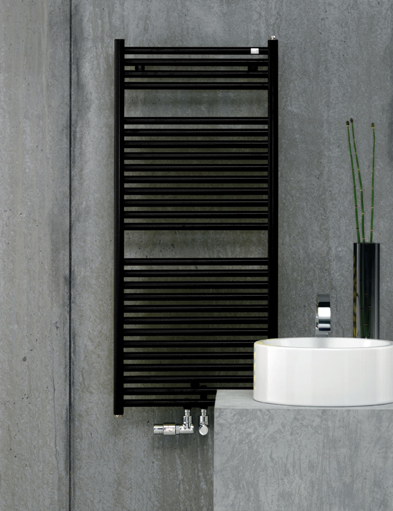 Zehnder Design-Heizkörper „Troja“ 60 × 114,8 cm in Traffic Black (RAL 9017) Zehnder Design-Heizkörper „Troja“ 60 × 114,8 cm in Traffic Black (RAL 9017)