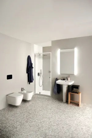 WC „i.lifeB“ 35,5 × 33,5 × 54 cm in Weiß WC „i.lifeB“ 35,5 × 33,5 × 54 cm in Weiß
