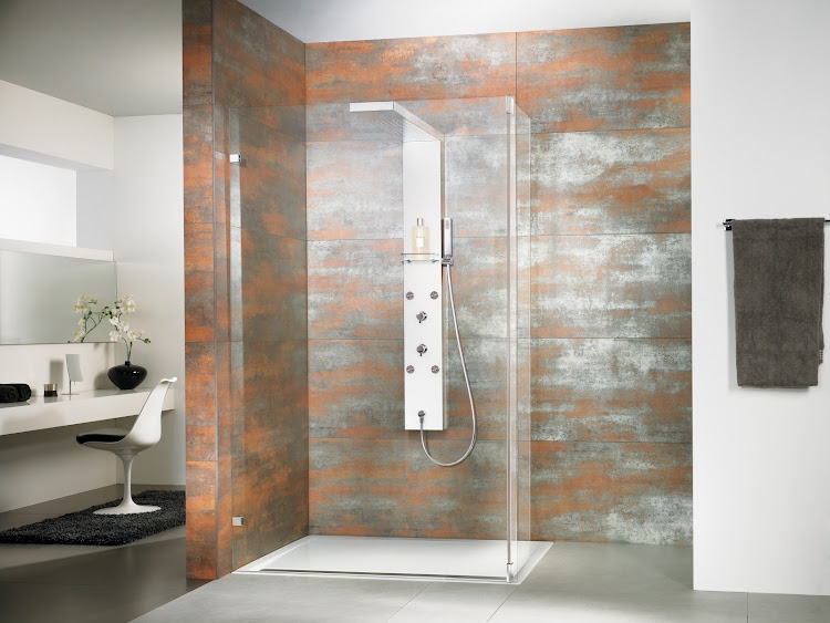 HSK rahmenlose Duschabtrennung Walk-In Frontelement mit beweglichem Seitenteil links „Lavida“ Glas Linea 01 (80 cm) HSK rahmenlose Duschabtrennung Walk-In Frontelement mit beweglichem Seitenteil links „Lavida“ Glas Linea 01 (80 cm)