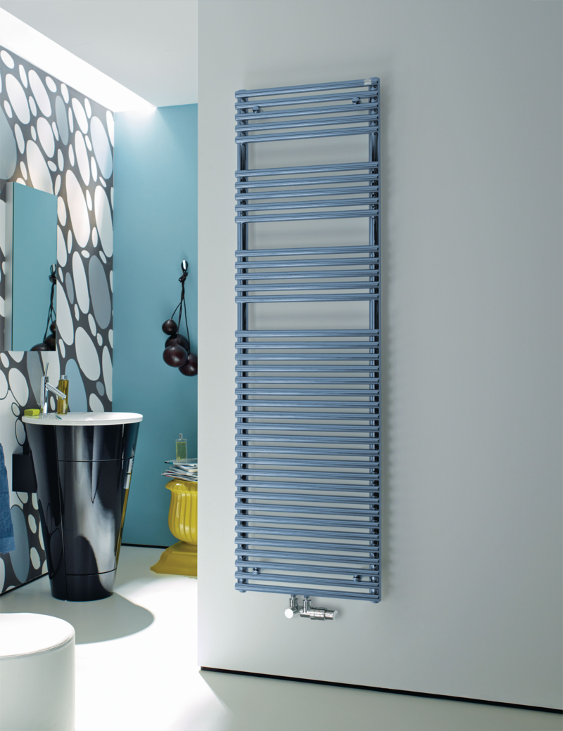 Zehnder Design-Heizkörper „Forma Spa“ für Warmwasser-Zentralheizung oder gemischten Betrieb mit 50 mm-Mittelanschluss 59,6 × 176,1 cm in Pastel Blue (RAL 5024) Zehnder Design-Heizkörper „Forma Spa“ für Warmwasser-Zentralheizung oder gemischten Betrieb mit 50 mm-Mittelanschluss 59,6 × 176,1 cm in Pastel Blue (RAL 5024)