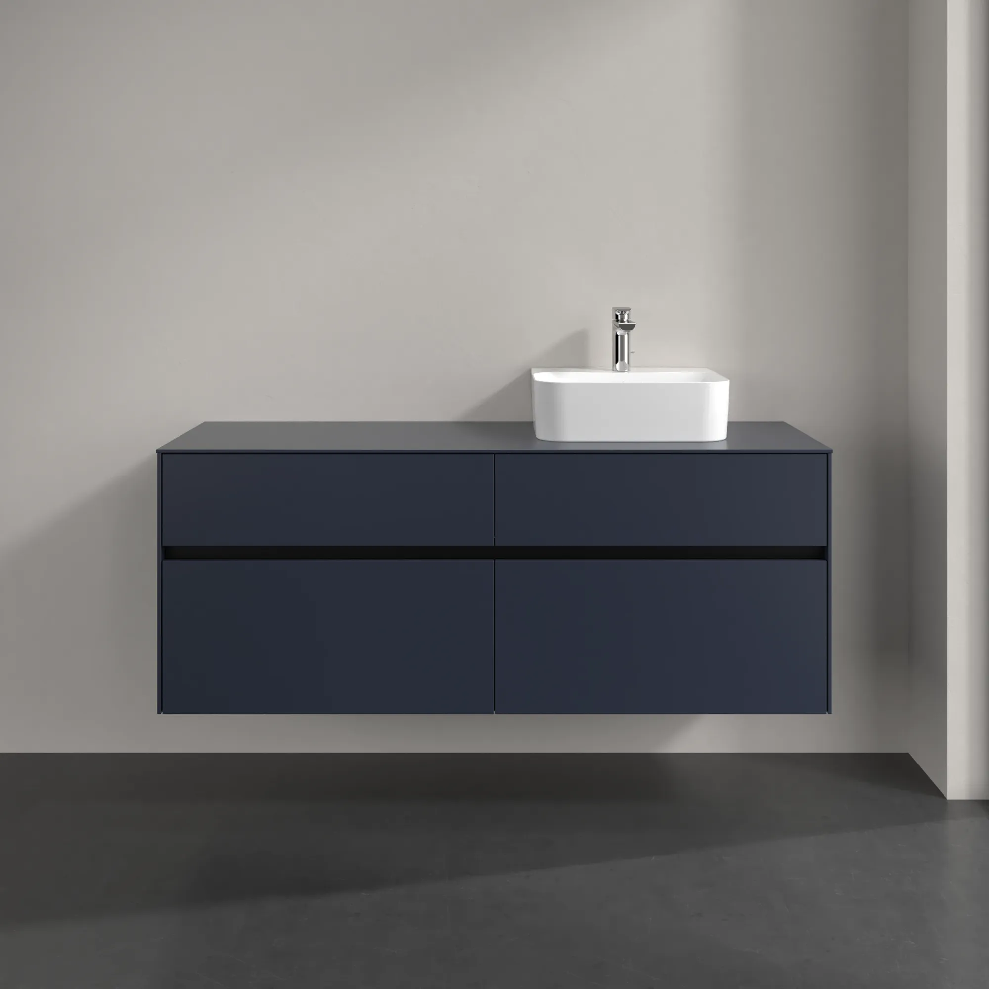 Villeroy & Boch Waschtischunterschrank „Collaro“ 1400 × 548 × 500 mm Marine Blue, ohne Beleuchtung, für Becken rechts Villeroy & Boch Waschtischunterschrank „Collaro“ 1400 × 548 × 500 mm Marine Blue, ohne Beleuchtung, für Becken rechts