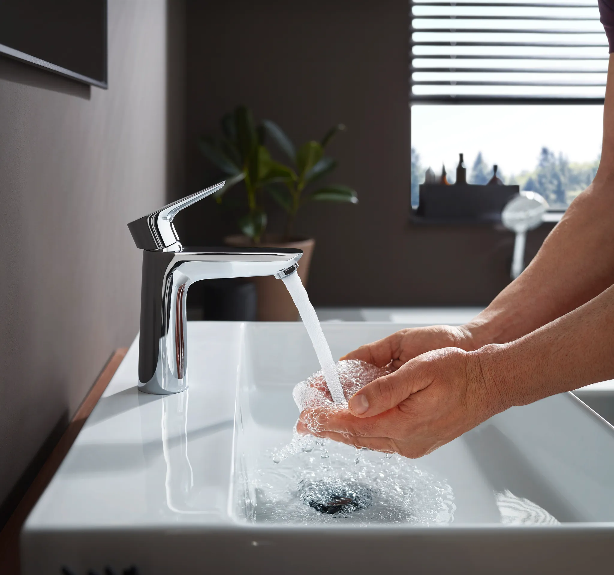 Hansgrohe Talis E Einhebel-Waschtischmischer 110 mit Zugstangen-Ablaufgarnitur, Chrom Hansgrohe Talis E Einhebel-Waschtischmischer 110 mit Zugstangen-Ablaufgarnitur, Chrom