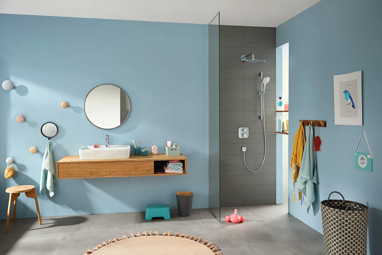 Hansgrohe Croma E Kopfbrause 1-Jet in Chrom, 280 x 170 mm, verstellbarer Winkel, RainAir Strahlart, für Durchlauferhitzer geeignet
