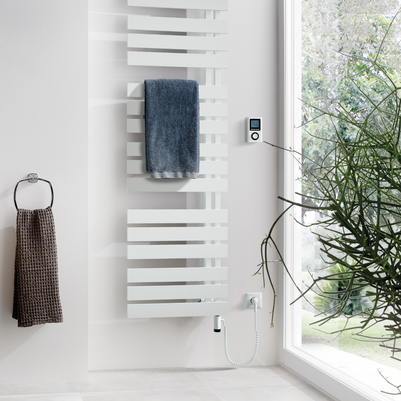 HSK Designheizkörper „Yenga“ 60 × 118,6 cm in Anthrazit HSK Designheizkörper „Yenga“ 60 × 118,6 cm in Anthrazit