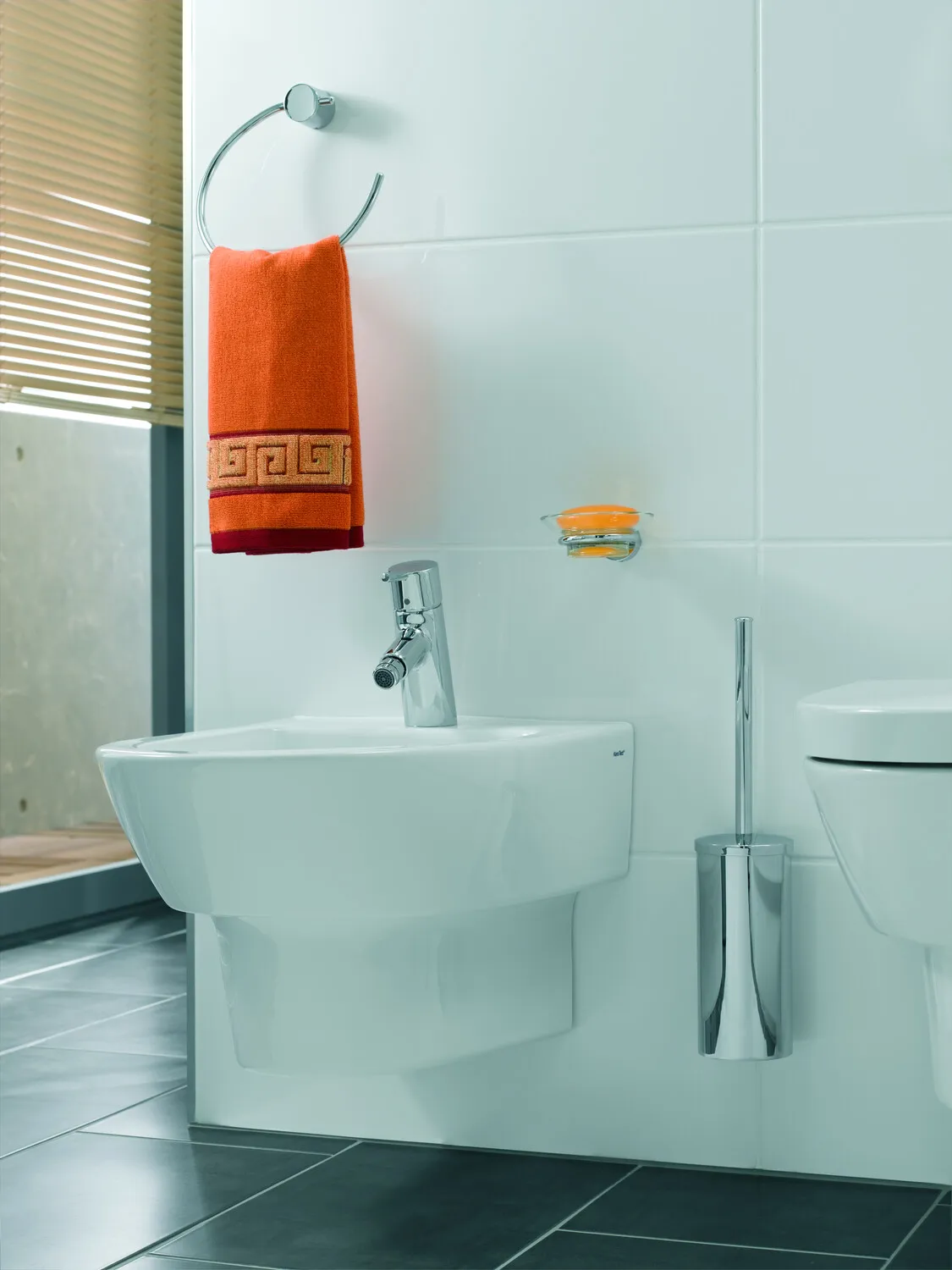 emco Handtuchring „rondo 2“, 1-armig, Befestigung verdeckt ⌀ 0,9 cm in chrom emco Handtuchring „rondo 2“, 1-armig, Befestigung verdeckt ⌀ 0,9 cm in chrom