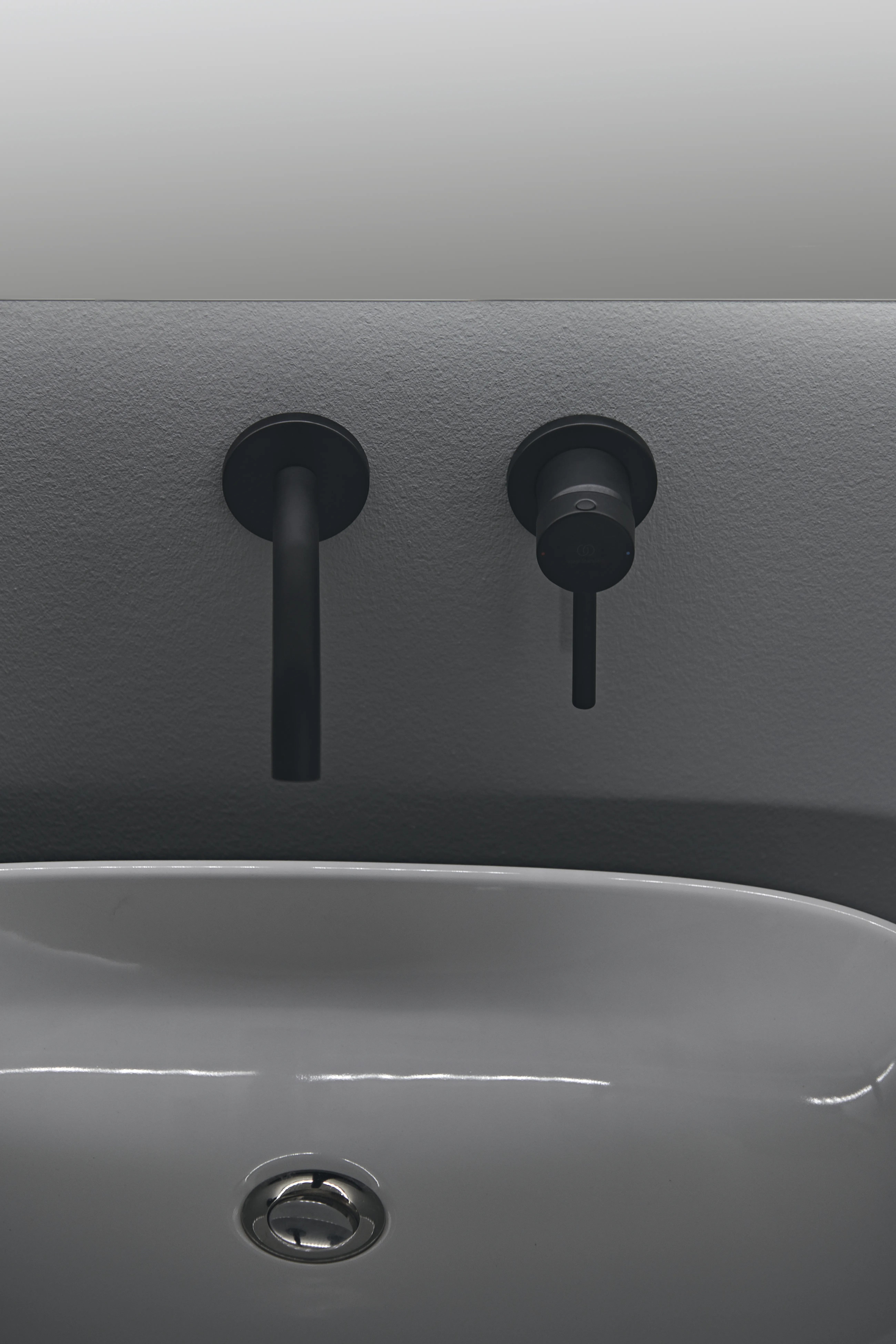 Ideal Standard Wand-Waschtischarmatur Unterputz Ceraline, Bausatz2, 2 Rosetten, Silk Black Ideal Standard Wand-Waschtischarmatur Unterputz Ceraline, Bausatz2, 2 Rosetten, Silk Black