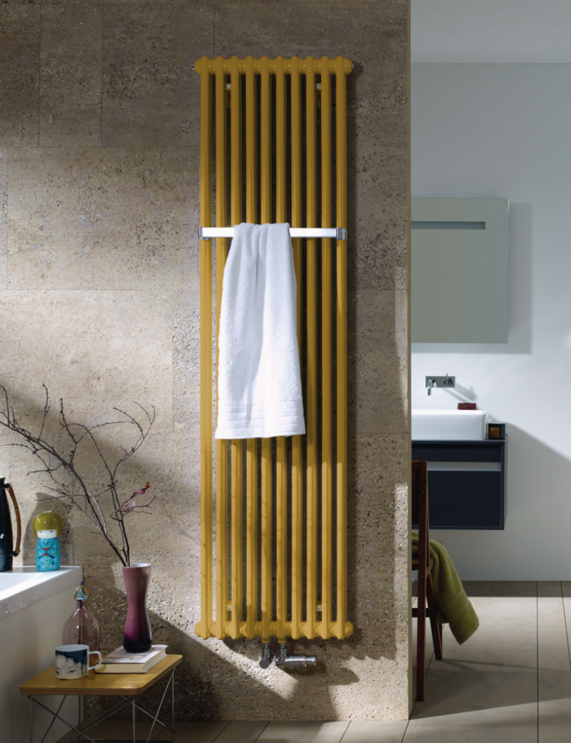 Zehnder Charleston Bar CPV2150-10, Design-Heizkörper mit Handtuchhalter, 1492x62x485 Beach Gold