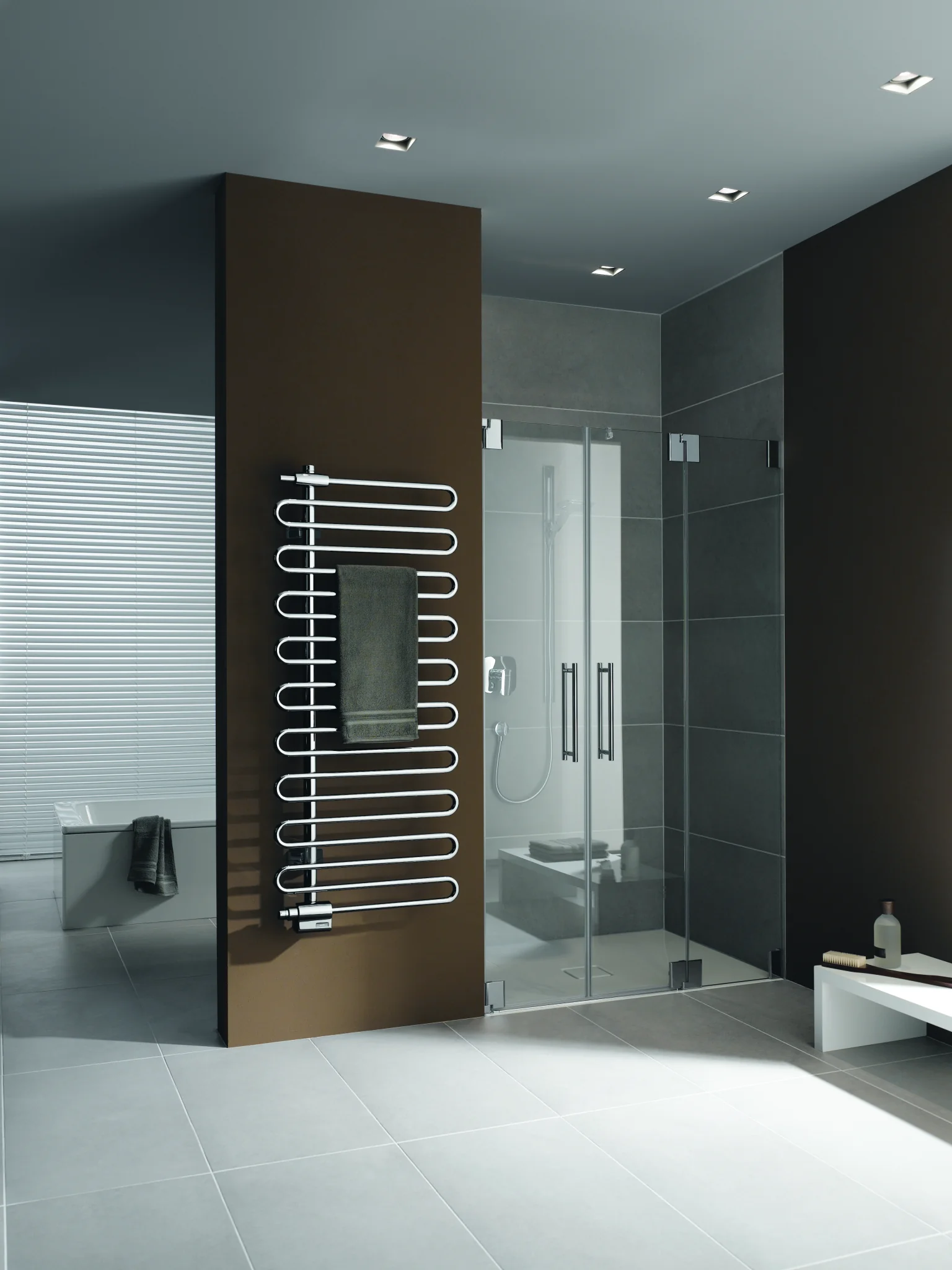 Kermi Design-Heizkörper „Icaro®“ 60 × 144,6 cm in Schwarz Soft (RAL 9005, matt)