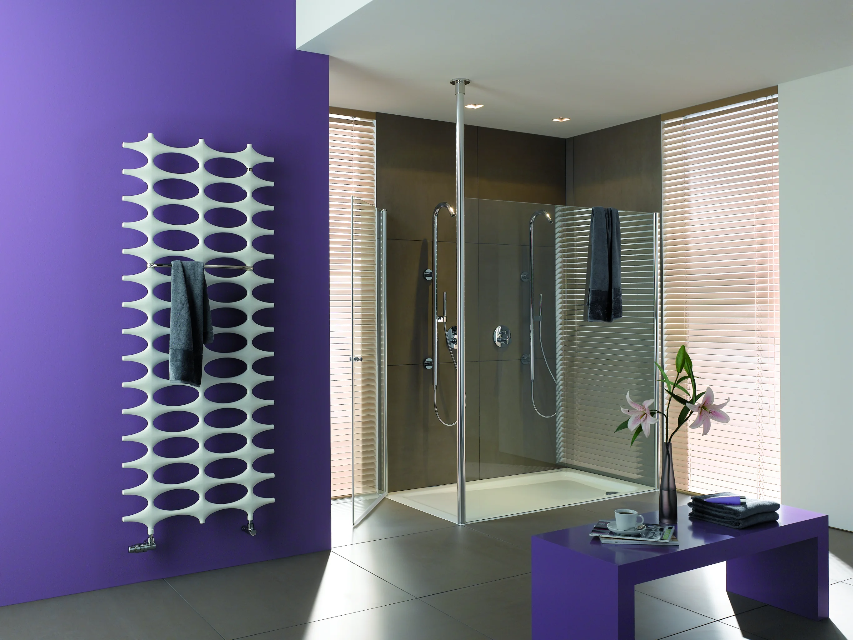 Kermi Design-Heizkörper „Ideos®“ 75,8 × 152,6 cm in Weiß Soft (RAL 9016, matt)