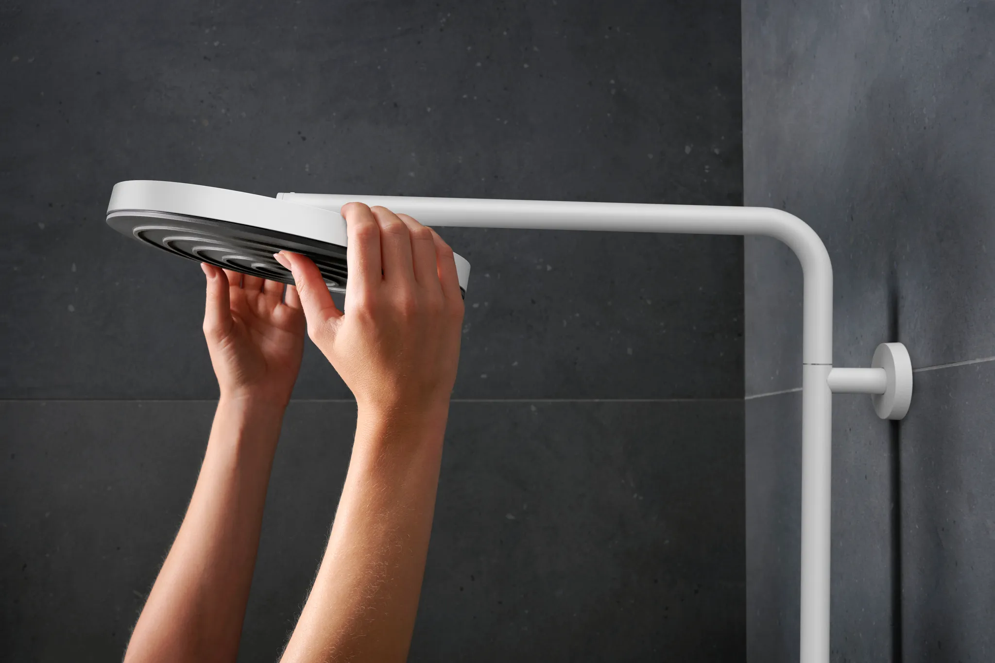 Hansgrohe Pulsify S Puro Showerpipe EcoSmart Aufputz, 1 Strahl, 260 mm Brausekopfgröße, PowderRain Strahlart, graphitfarbene Strahlscheibe, 7 l/min Mindestdurchfluss Hansgrohe Pulsify S Puro Showerpipe EcoSmart Aufputz, 1 Strahl, 260 mm Brausekopfgröße, PowderRain Strahlart, graphitfarbene Strahlscheibe, 7 l/min Mindestdurchfluss