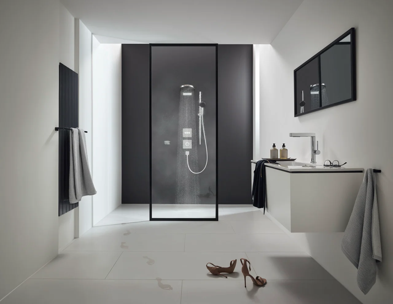 Hansgrohe Unica Brausestange Pulsify S 90 cm mit Push Schieber und Isiflex Brauseschlauch 160 cm, Chrom Hansgrohe Unica Brausestange Pulsify S 90 cm mit Push Schieber und Isiflex Brauseschlauch 160 cm, Chrom