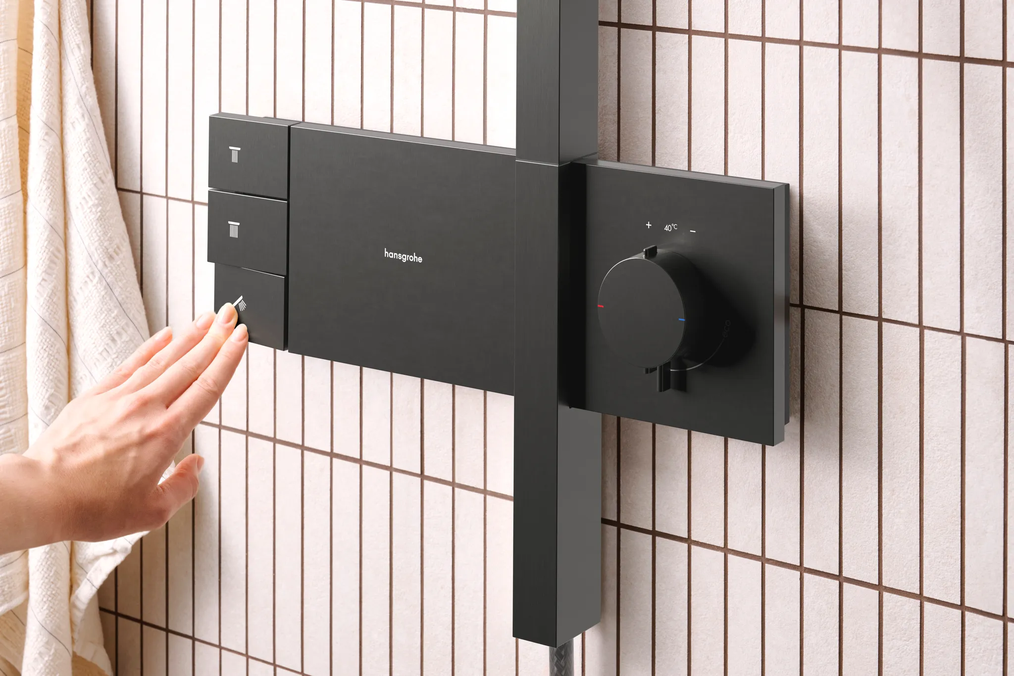 Hansgrohe Raindance Alive S Showerpipe 300 2jet mit Thermostat BBC, Brushed Black Chrome, 150 mm Stichmaß, Aufputzinstallation Hansgrohe Raindance Alive S Showerpipe 300 2jet mit Thermostat BBC, Brushed Black Chrome, 150 mm Stichmaß, Aufputzinstallation