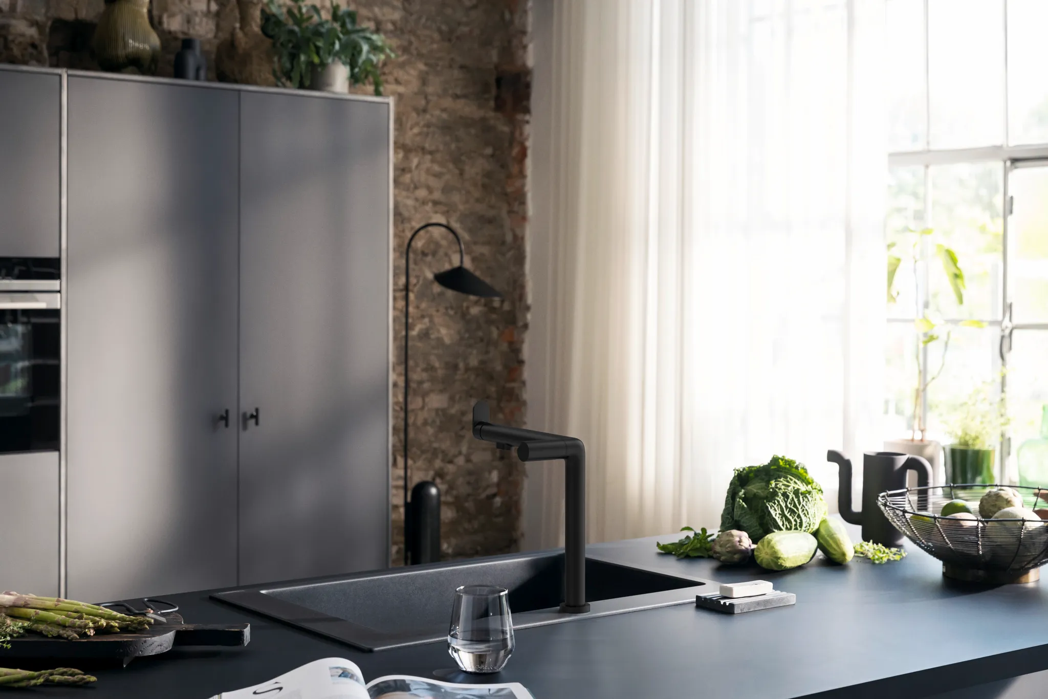 Hansgrohe Aqittura M91 SodaSystem 240 Starter Set, 1jet, Mattschwarz, 35 mm Hahnlochbohrung, Laminarstrahl, 6,5 l/min Durchfluss