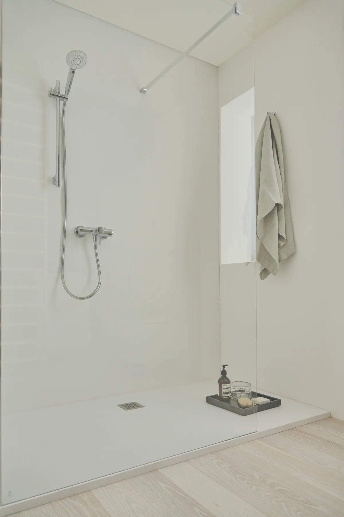 Brausearmatur Aufputz Ceraline, Chrom Brausearmatur Aufputz Ceraline, Chrom