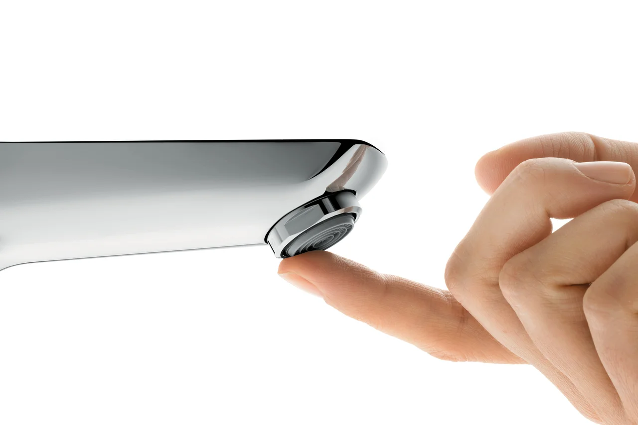 Hansgrohe Vernis Shape Showerpipe 240 1jet mit Thermostat, mattschwarz, 240 x 240 mm, Aufputzinstallation