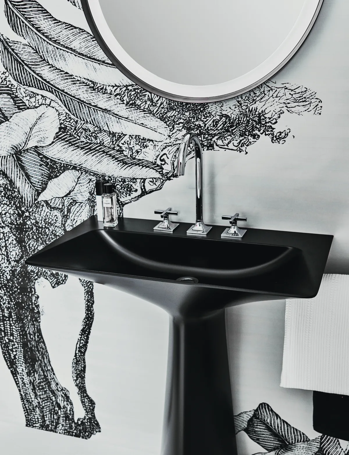 Waschbecken „Tipo-Z“ 74 × 47 × 90 cm, Hahnlochposition mittig in Schwarz Matt Waschbecken „Tipo-Z“ 74 × 47 × 90 cm, Hahnlochposition mittig in Schwarz Matt