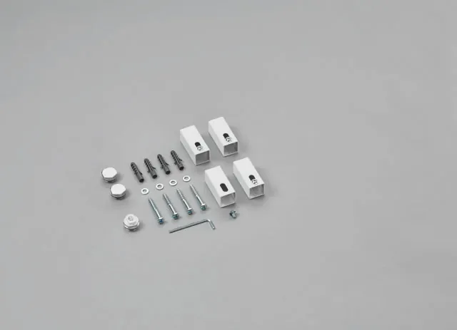 Zehnder Montageset für „Zeno“ doppellagig in Verkehrsweiß (RAL 9016, glänzend) Zehnder Montageset für „Zeno“ doppellagig in Verkehrsweiß (RAL 9016, glänzend)