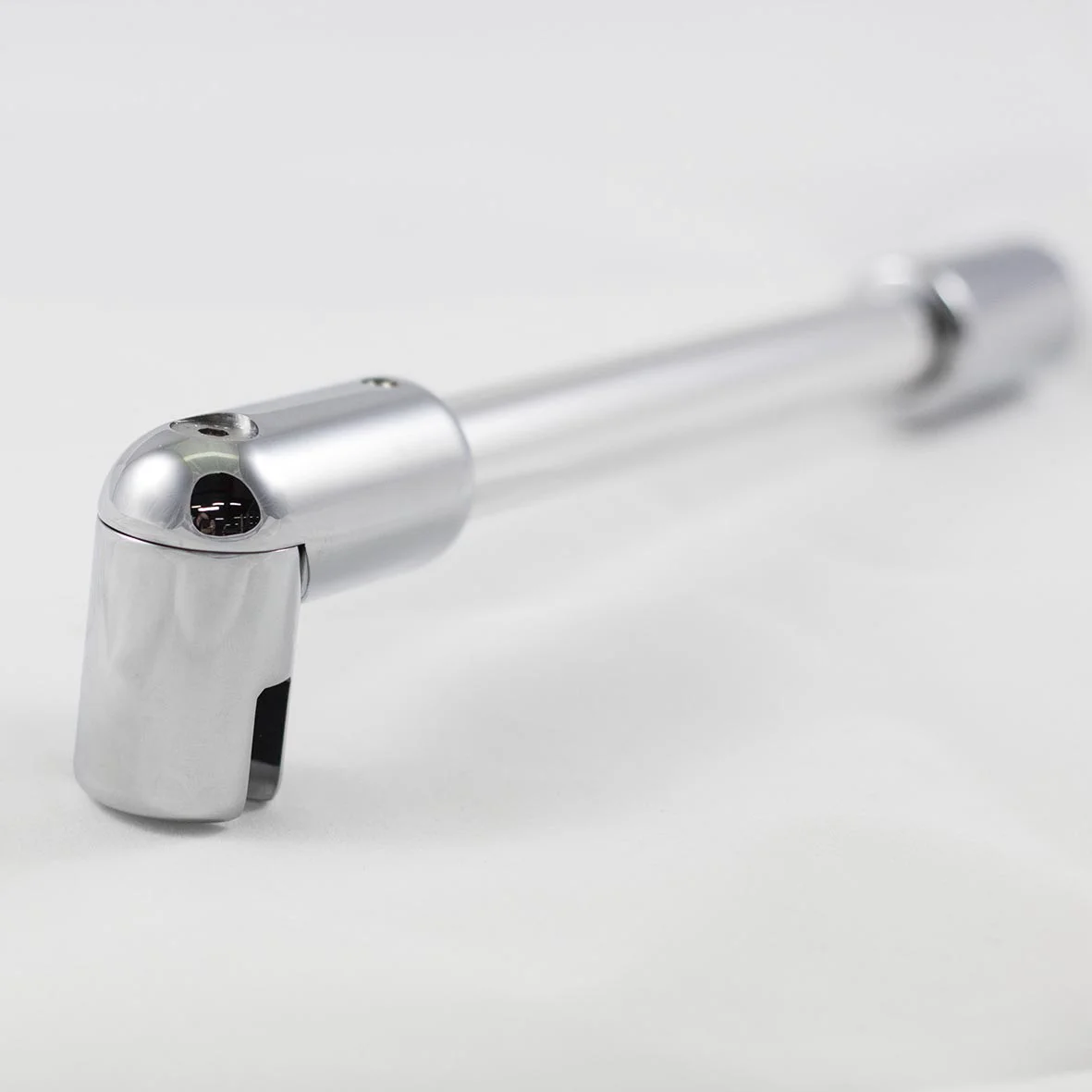 Breuer QUICK 72 Elana 2.0 eckig Eckeinstieg Drehtür, 4-teilig, Alu Silber matt, 1000 mm x 1000 mm, Höhe 2000 mm, Wanneneinbaumaß je Seite 980–1000 mm Breuer QUICK 72 Elana 2.0 eckig Eckeinstieg Drehtür, 4-teilig, Alu Silber matt, 1000 mm x 1000 mm, Höhe 2000 mm, Wanneneinbaumaß je Seite 980–1000 mm