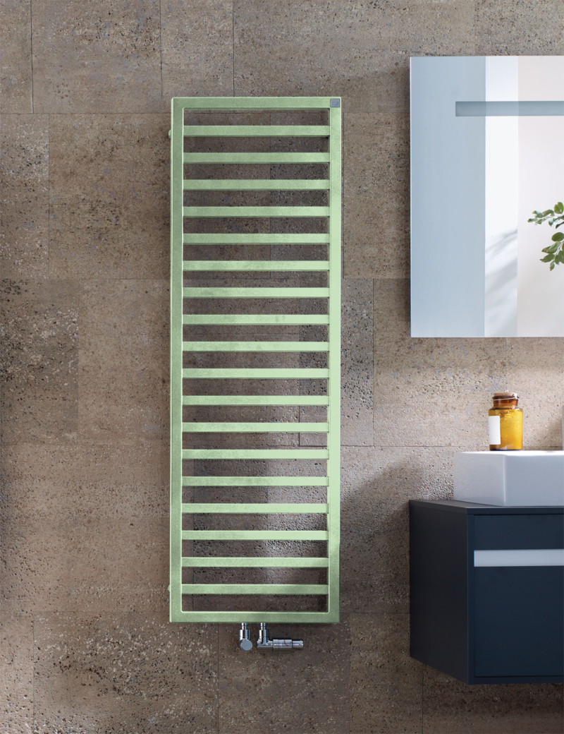 Zehnder Quaro Design-Heizkörper QAE-180-060/GD 1865x30x600 RAL 9016
