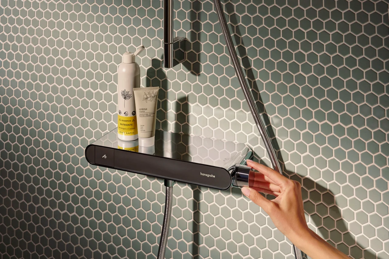 Activera Select S Brausesystem Aufputz 95 2jet EcoSmart mit ShowerTablet Select 360 und Brausestange 65 cm, Oberfläche: Chrom Activera Select S Brausesystem Aufputz 95 2jet EcoSmart mit ShowerTablet Select 360 und Brausestange 65 cm, Oberfläche: Chrom