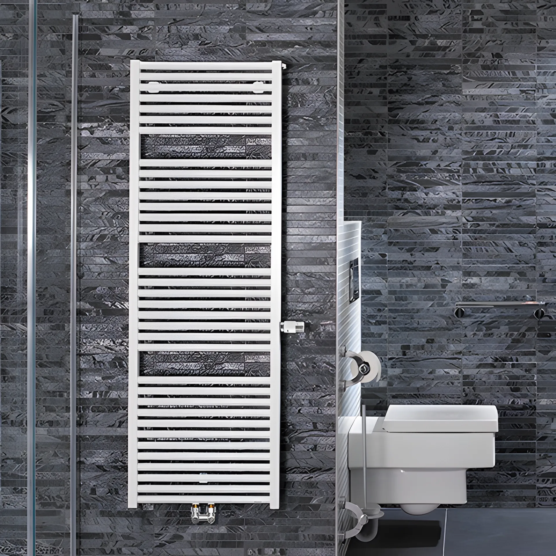 BEMM Design-Heizkörper „Rondo V“ 40 × 119,4 cm in Weiß (RAL 9016) BEMM Design-Heizkörper „Rondo V“ 40 × 119,4 cm in Weiß (RAL 9016)