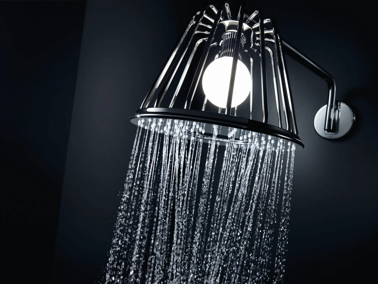 Hansgrohe AXOR LampShower/Nendo Kopfbrause mit Brausearm, Chrom, 275 mm, 13,5 l/min, integrierte LED-Beleuchtung Hansgrohe AXOR LampShower/Nendo Kopfbrause mit Brausearm, Chrom, 275 mm, 13,5 l/min, integrierte LED-Beleuchtung