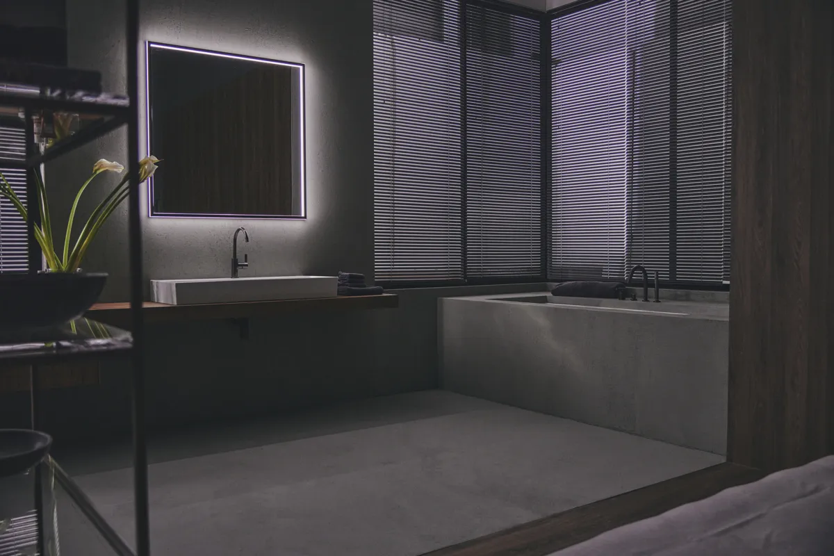 Ideal Standard Joy Armaturen JOY Atelier Collections Joy Arm 4-Loch Wannenrandarmatur mit Auslauf Stab-Handbrause Umsteller Magnetic Grey Ideal Standard Joy Armaturen JOY Atelier Collections Joy Arm 4-Loch Wannenrandarmatur mit Auslauf Stab-Handbrause Umsteller Magnetic Grey