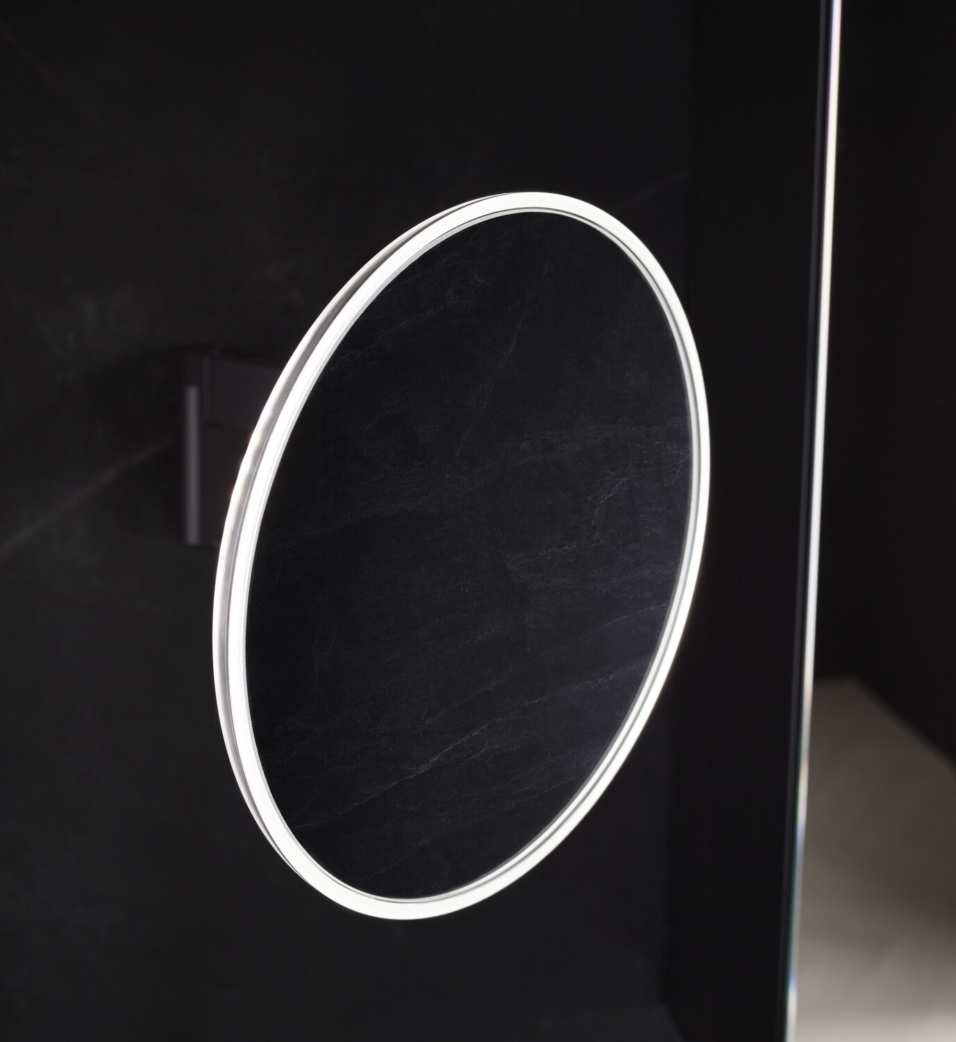 emco LED-Kosmetikspiegel „evo“ Rund in schwarz