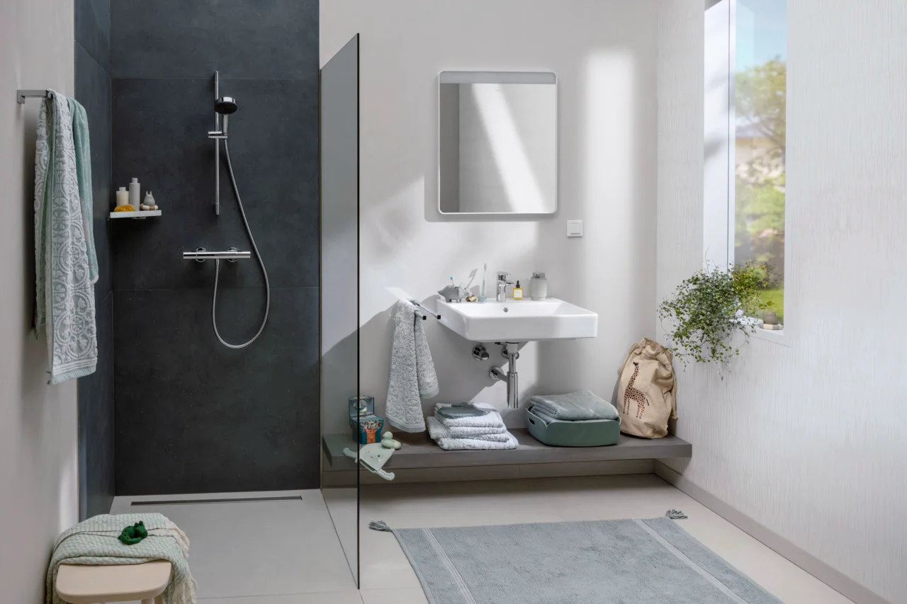 Hansgrohe Ecostat Fine Brausethermostat Aufputz Chrom, DN15, Temperatur- und Volumensteuerung, EcoStop+ Taste, max. Durchflussmenge 17 l/min bei 3 bar, min./max. Betriebsdruck 1/10 bar, Sicherheitssperre ab 40°C, einstellbare Temperaturbegrenzung, Rückfl