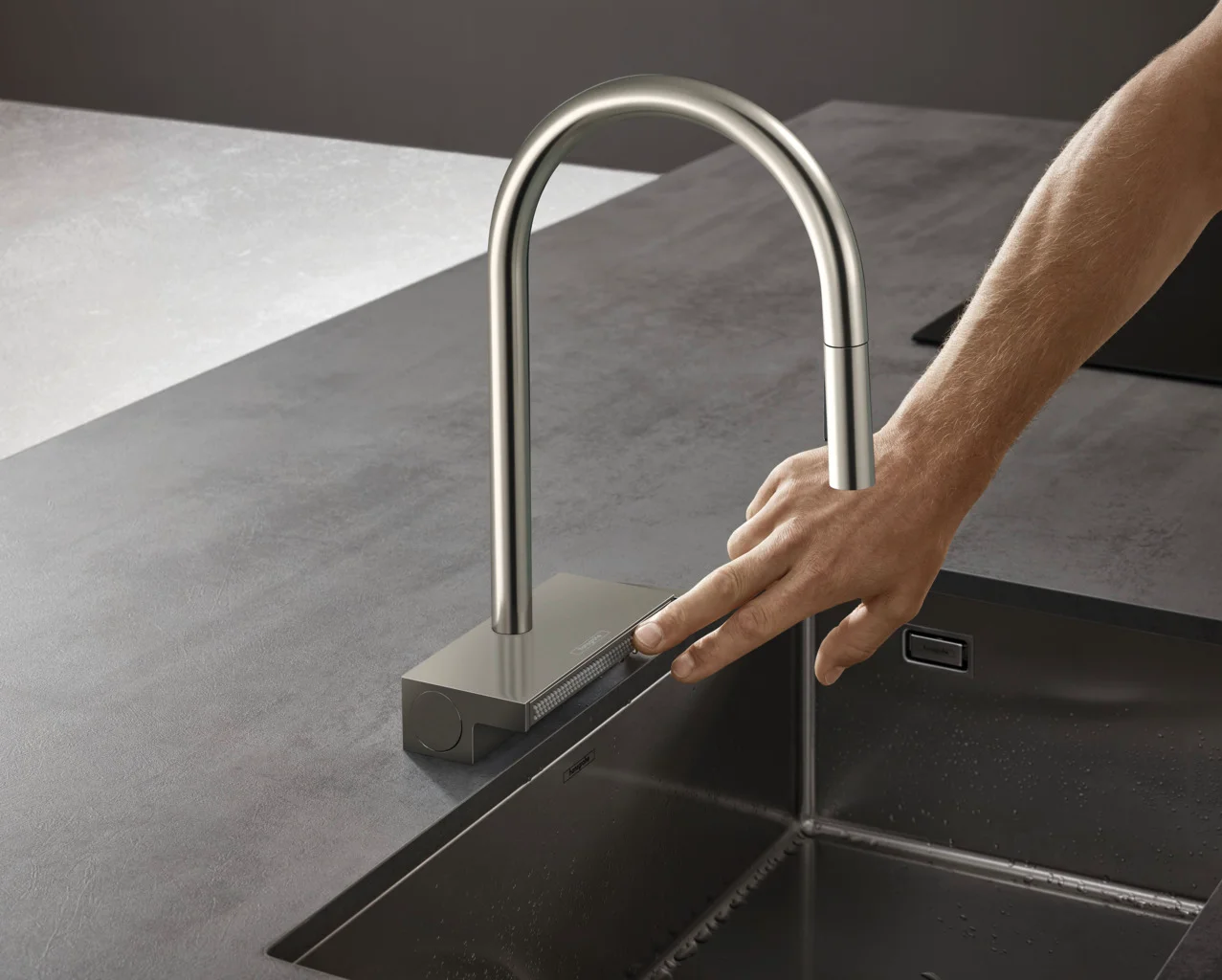 Hansgrohe Aquno Select M81 - Einhebel-Küchenmischer mit Ausziehbrause, Edelstahl-Optik, ComfortZone 170, 3 Strahlarten, sBox-Schlauchführung, Hahnlochbohrung 35 mm