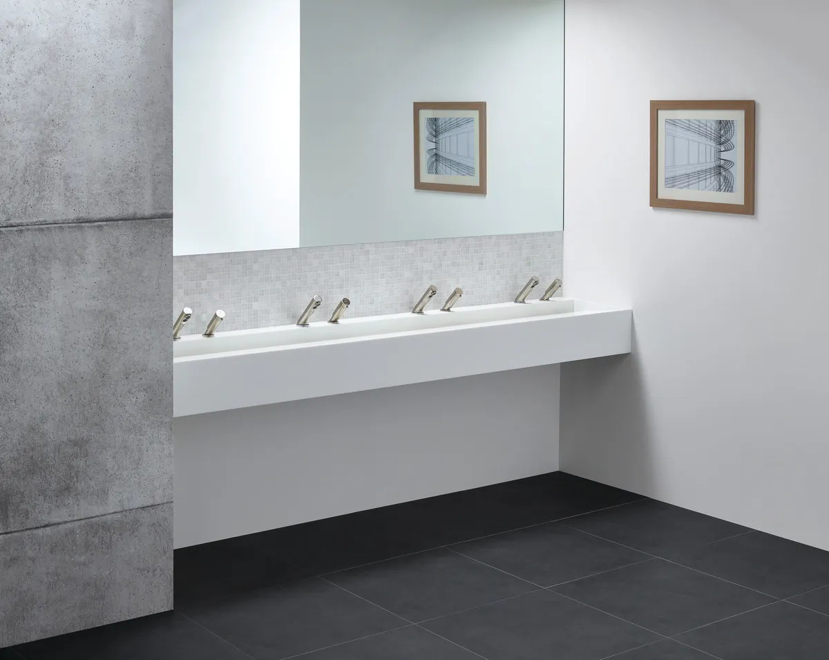 Waschbecken „Silhouette“ 240 × 47 × 20 cm in Weiß Waschbecken „Silhouette“ 240 × 47 × 20 cm in Weiß