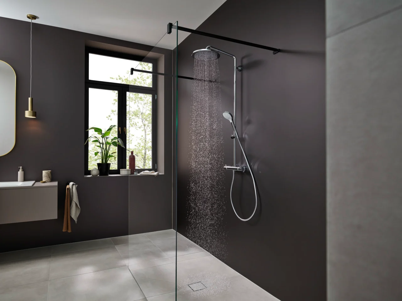Hansgrohe Croma Select S Showerpipe 280 chrom, 1-Jet mit Thermostat, RainAir Strahl, 400 mm Brausearmlänge, höhenverstellbare Handbrausehalterung