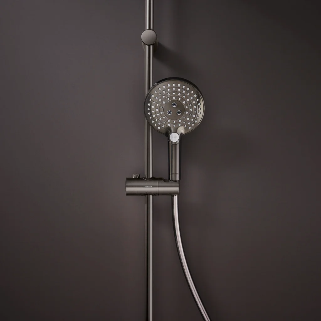 Hansgrohe Handbrause Raindance Select S 120, 3jet PowderRain BBC, 125 mm Brausekopfgröße, Brushed Black Chrome Hansgrohe Handbrause Raindance Select S 120, 3jet PowderRain BBC, 125 mm Brausekopfgröße, Brushed Black Chrome