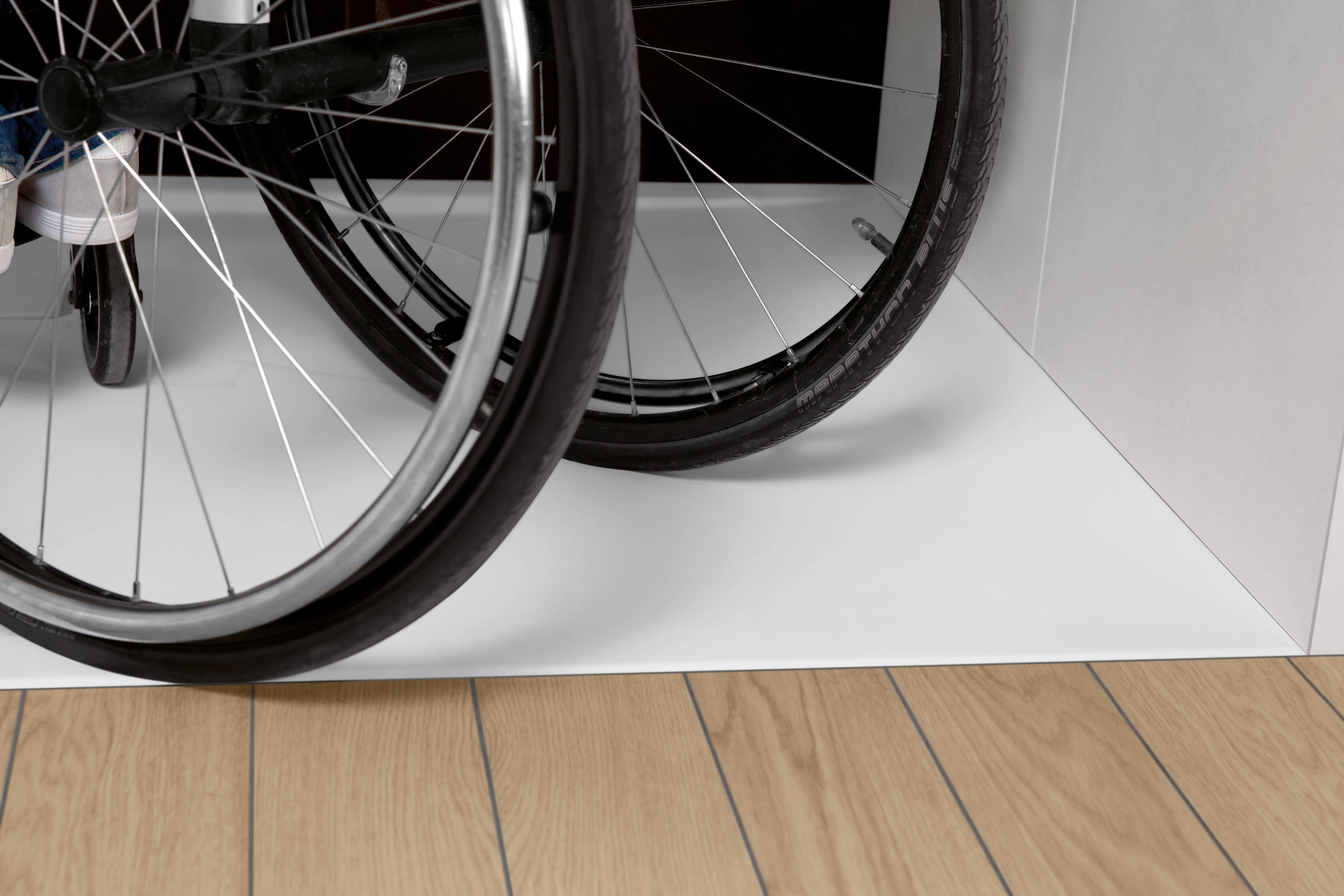 Villeroy & Boch rechteck Duschwanne „Architectura MetalRim“ 140 × 80 cm mit Antirutsch (VILBOgrip), in Weiß Alpin Villeroy & Boch rechteck Duschwanne „Architectura MetalRim“ 140 × 80 cm mit Antirutsch (VILBOgrip), in Weiß Alpin