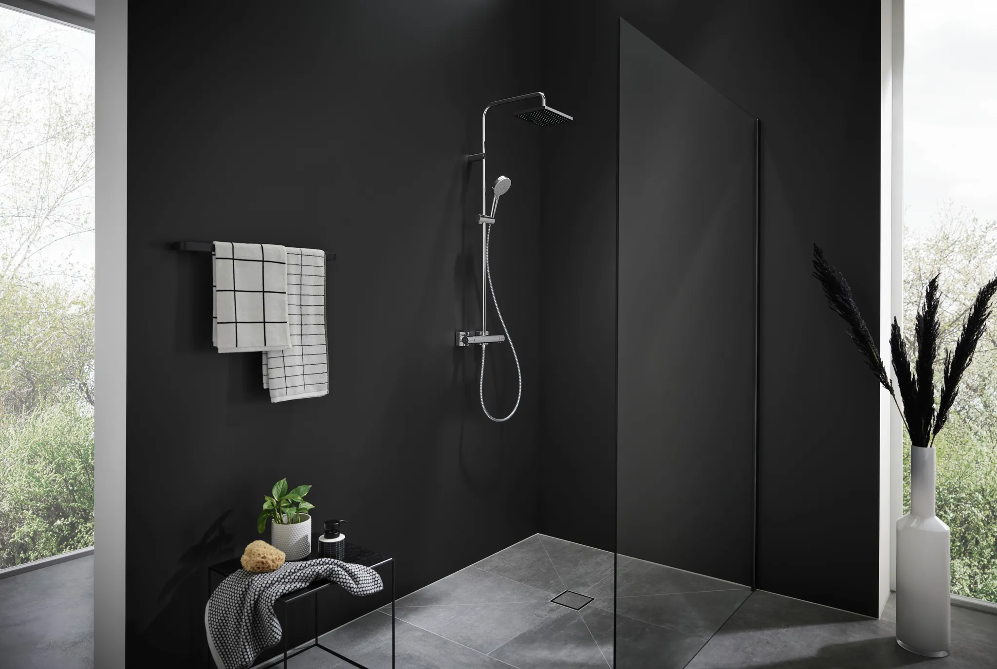 Showerpipe 200 1j Vernis Shape Green chrom mit Brausethermostat