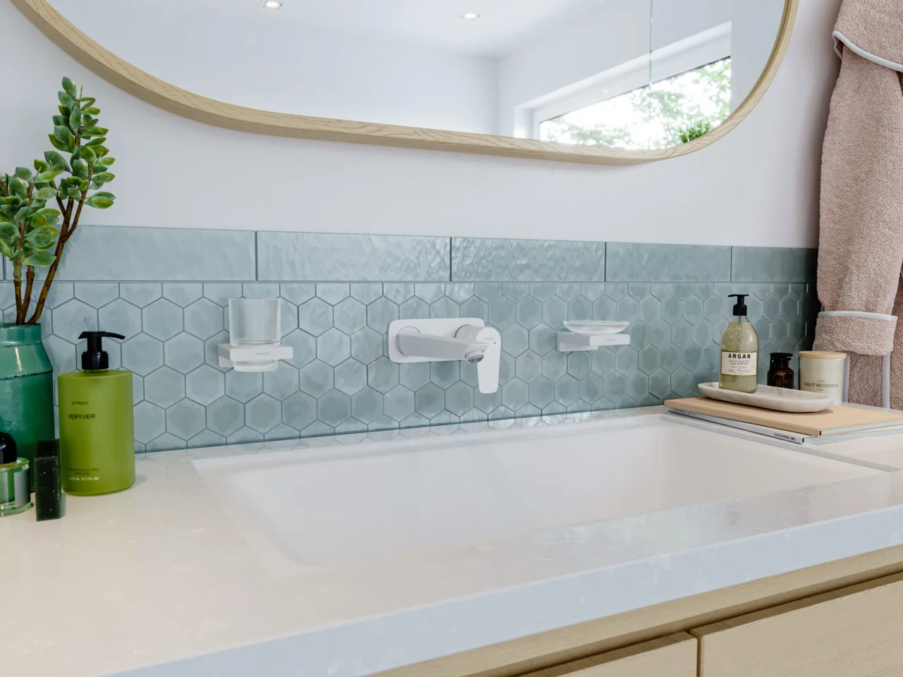 Hansgrohe Talis E Einhebel-Waschtischmischer Unterputz, Mattweiß, Ausladung 225 mm